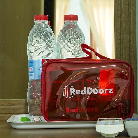 Reddoorz Near Pantai Jerman Hotel กูตา ภายนอก รูปภาพ