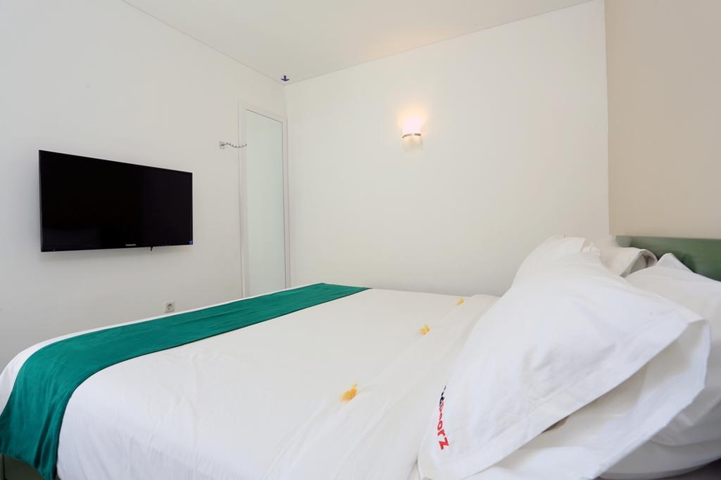 Reddoorz Near Pantai Jerman Hotel กูตา ภายนอก รูปภาพ